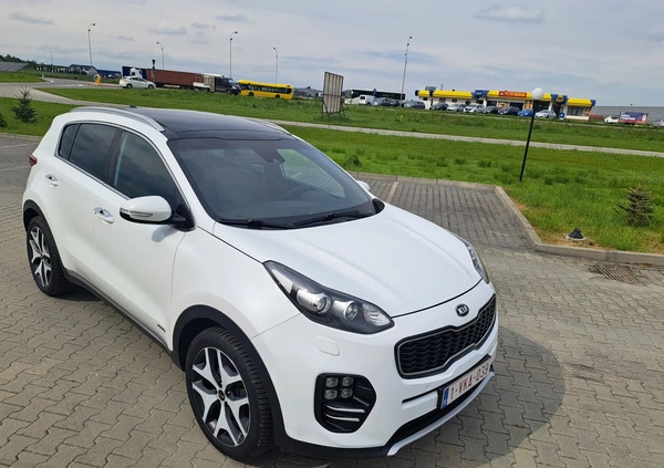 Kia Sportage cena 75500 przebieg: 179521, rok produkcji 2016 z Bochnia małe 781